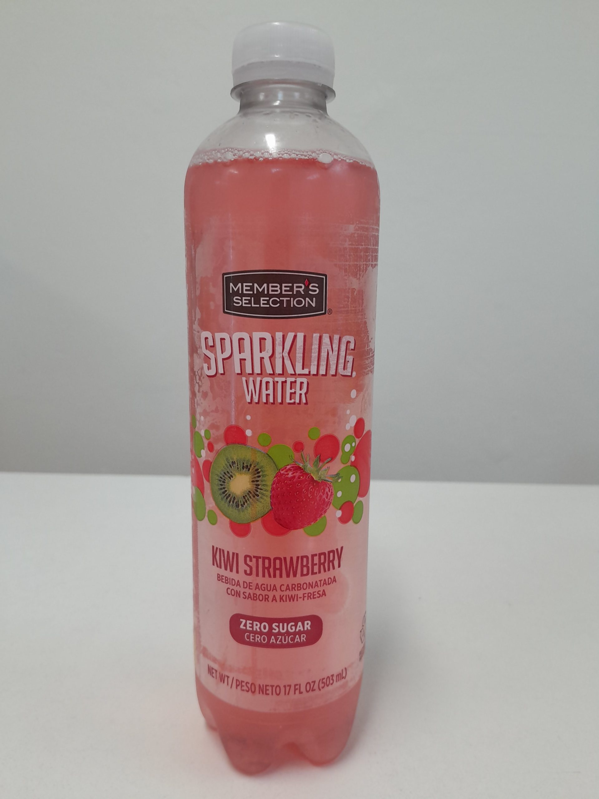 Member’s Selection Kiwi Strawberry sparkling water zero sugar 17 oz bottle, fruit flavored carbonated drink, front view.