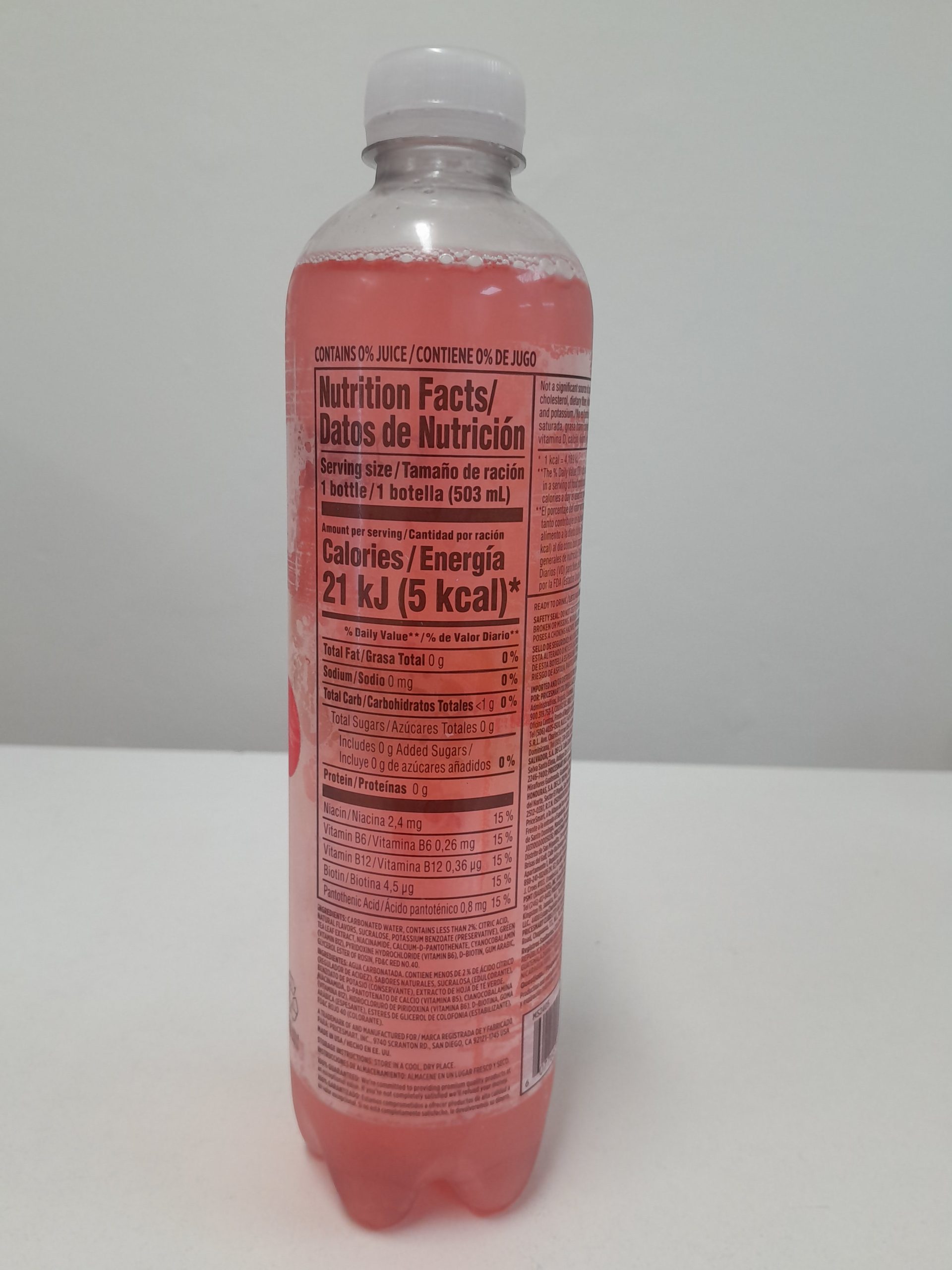 Member’s Selection Kiwi Strawberry sparkling water nutrition facts label, zero sugar carbonated beverage.